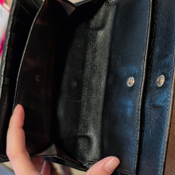 Rehab Gucci Wallet - Picture 15 of 16